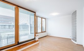 Dvoupodlažní byt, 4+kk, 5. NP, 121.0 m<sup>2</sup>