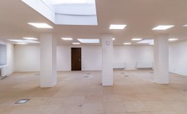 Kancelářské prostory, Obchodní prostory