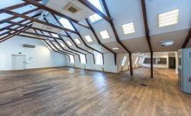 Kancelářské prostory, Obchodní prostory