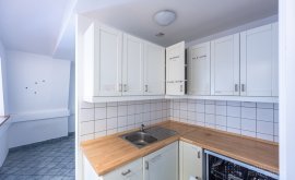 Kancelářské prostory, Obchodní prostory