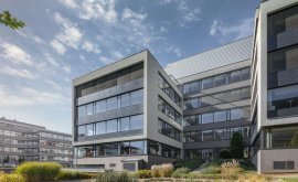 Office space, Retail