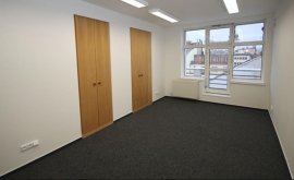 Kancelářské prostory, Obchodní prostory